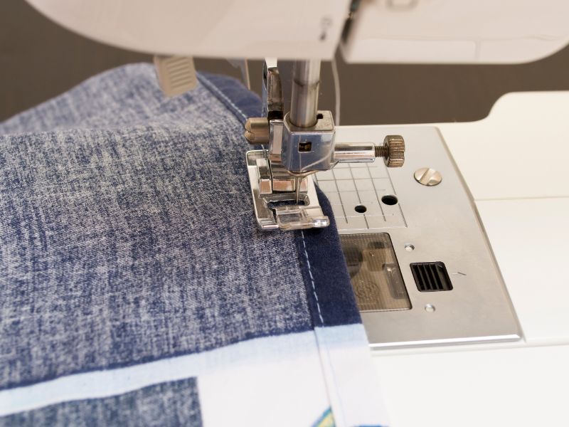 Tipos de Agulhas para Máquina de Costura conforme o tecido